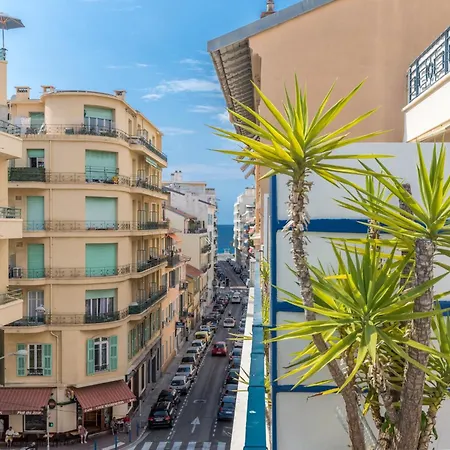 Апартаменты With Large Terrace Sea View 4th Floor