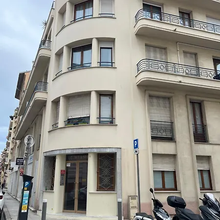 With Large Terrace Sea View 4th Floor Nizza