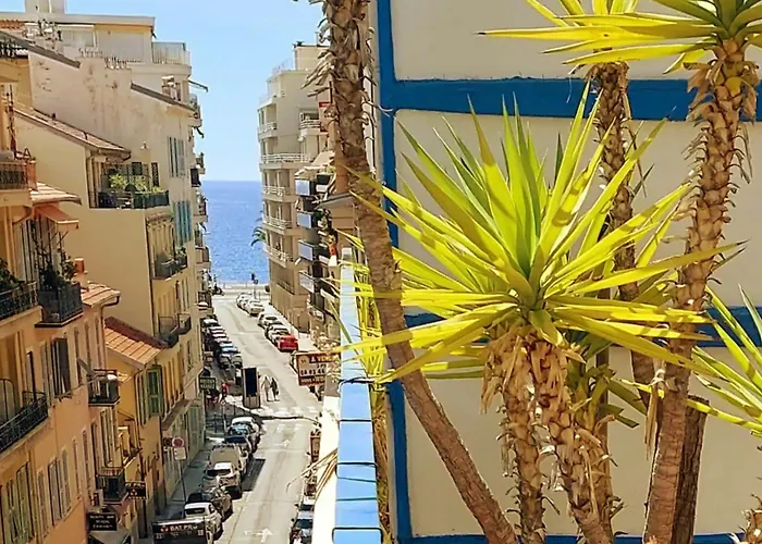 Appartement With Large Terrace Sea View 4th Floor *