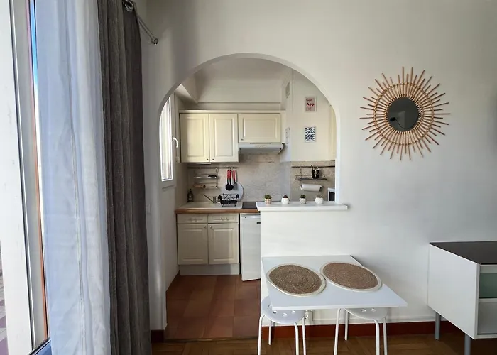 Appartement With Large Terrace Sea View 4th Floor Nice